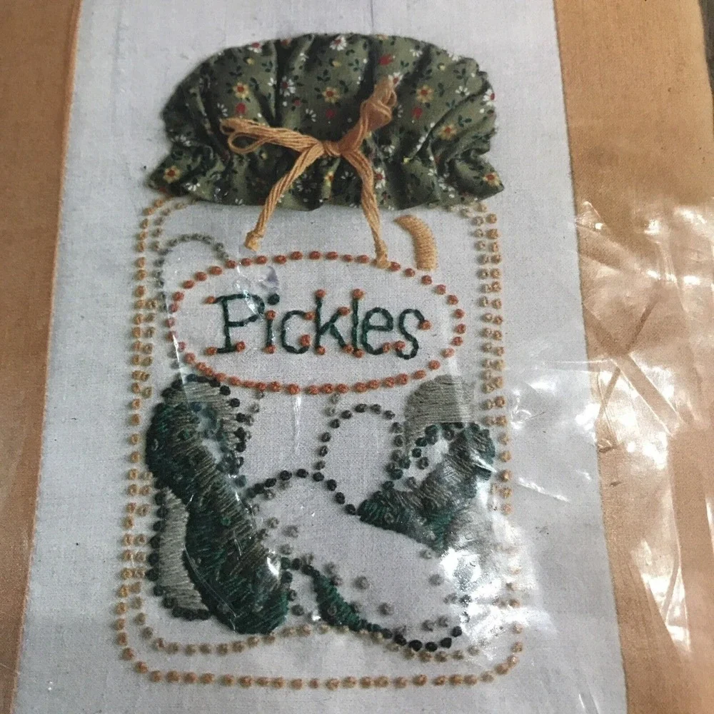 1983 Wickin Stitchin PICKLES Candlewicking Kit Applique Crewel Sealed